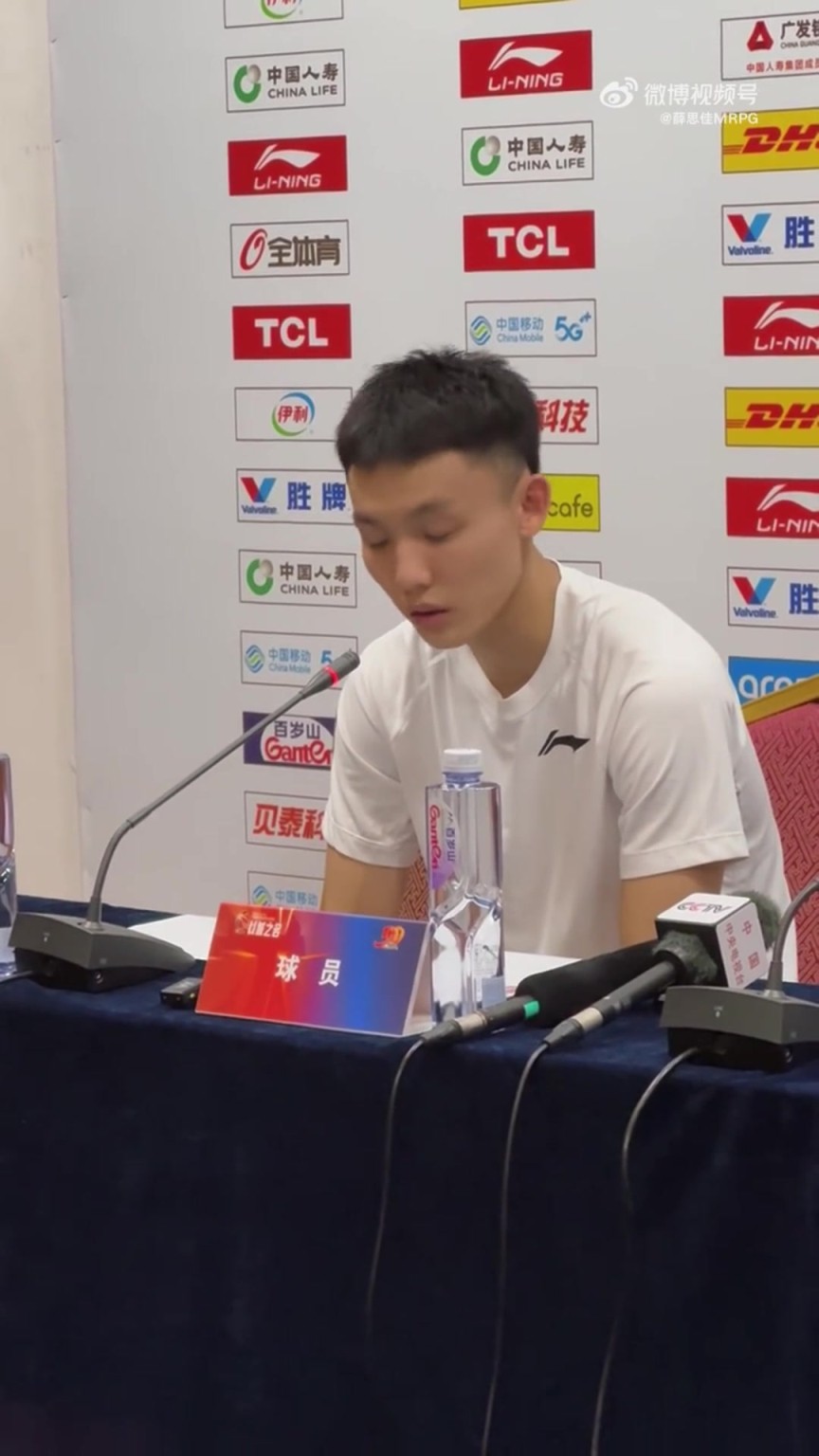 霸气！徐杰谈与哈维对喷：我告诉他这是东莞，你只配在上海嚣张！